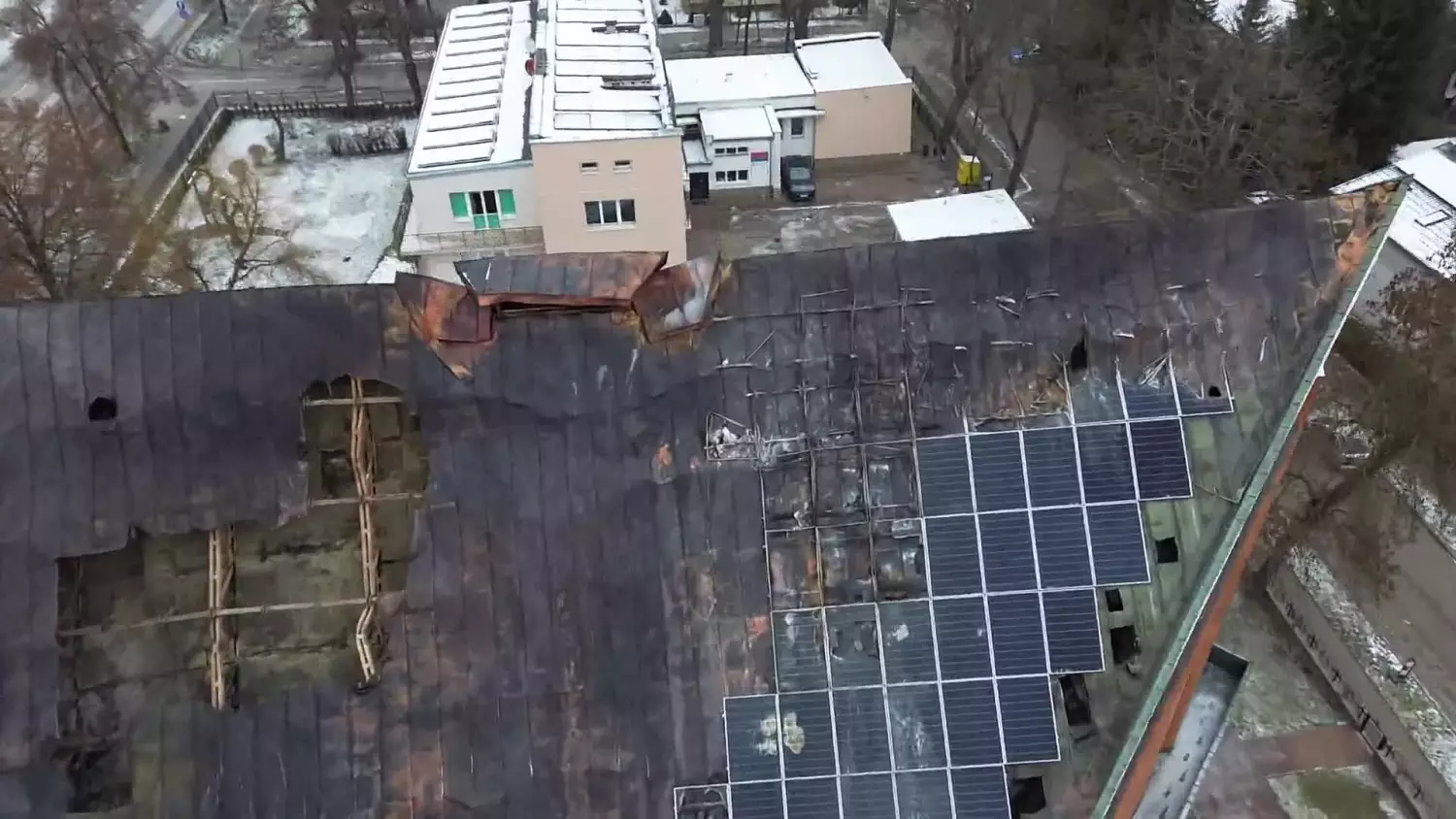 Kościół przy ul. Kunickiego dzień po pożarze (1)