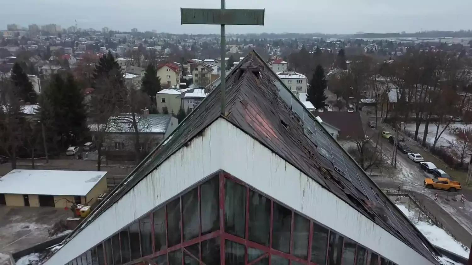 Kościół przy ul. Kunickiego dzień po pożarze (3)